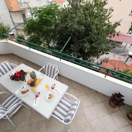 Apartman Mirjana * Makarska